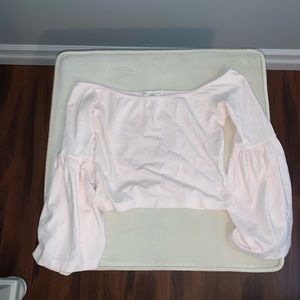 Urban Outfitters Pink puff sleeve crop top